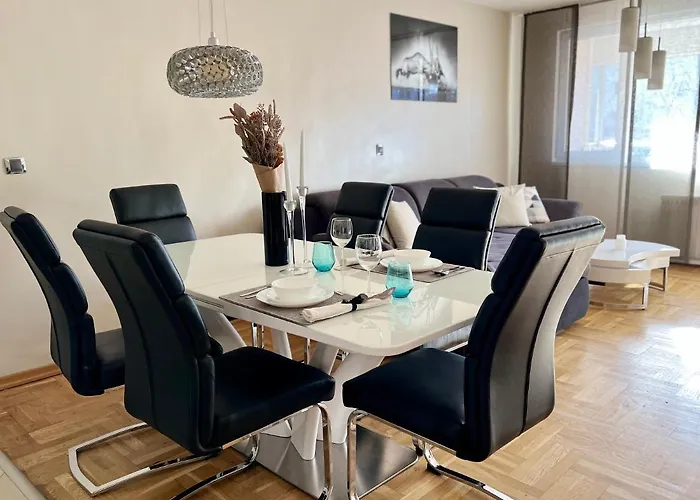 Flower House 6 * Sofia