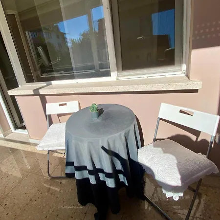 Appartement Flower House 6 *