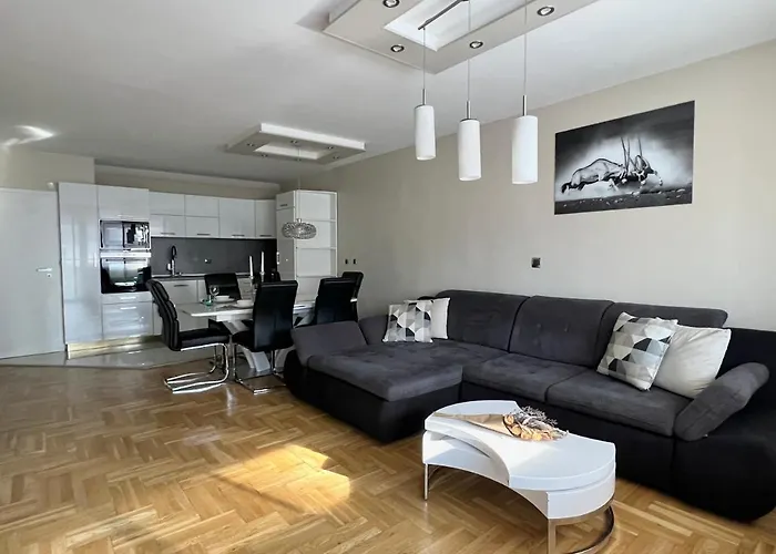 Apartmán Flower House 6 *