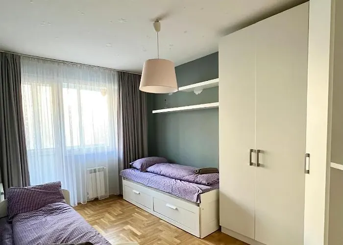 Flower House 6 * Sofie