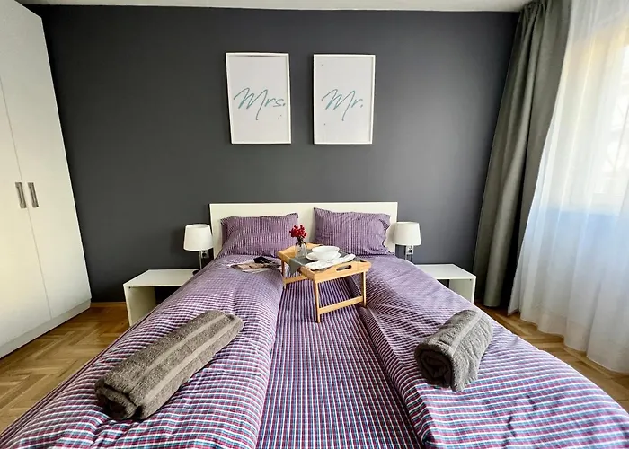 Flower House 6 Apartmán *